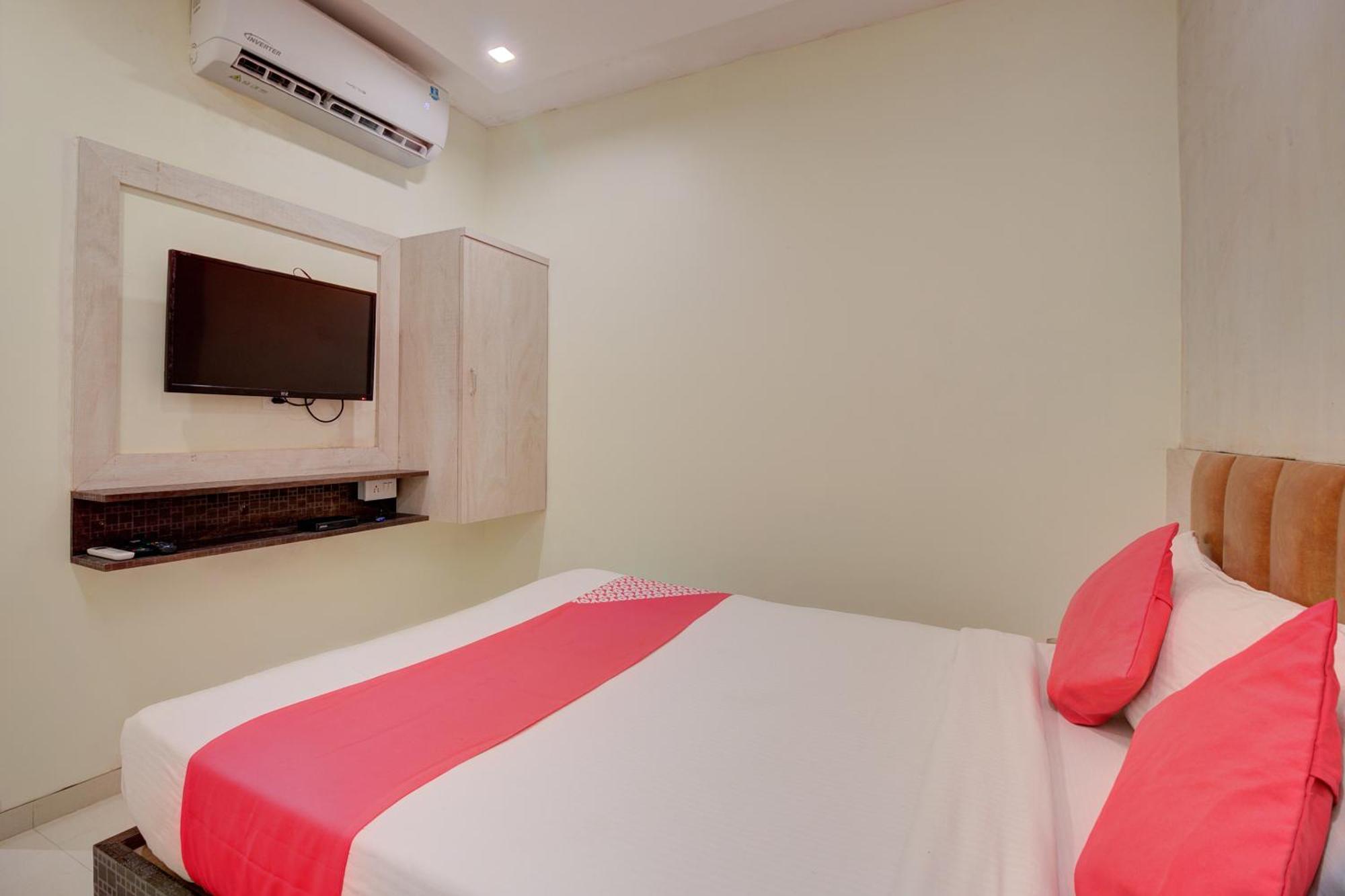 Hotel O Royal Orbit Мумбаи Экстерьер фото