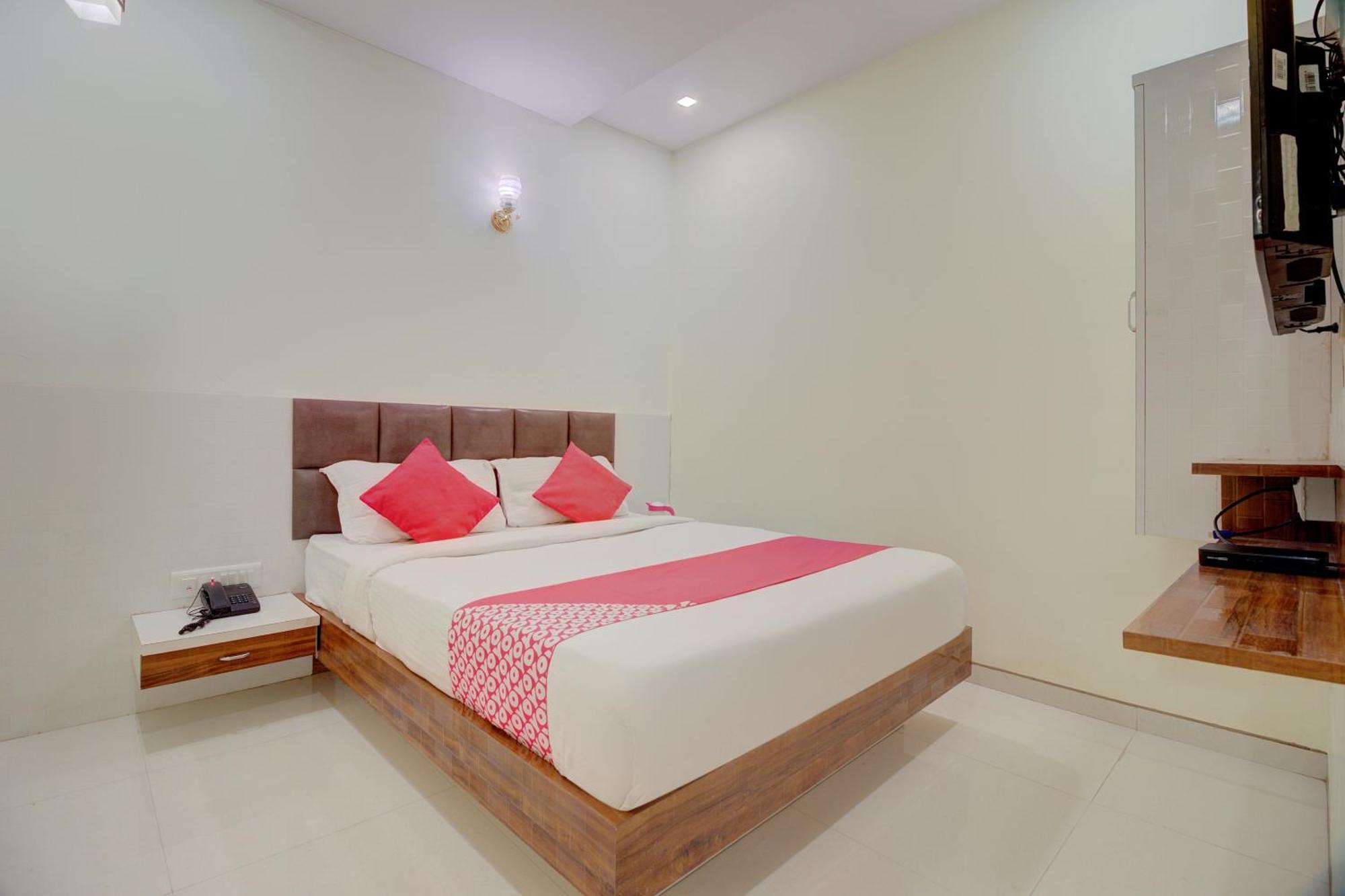 Hotel O Royal Orbit Мумбаи Экстерьер фото