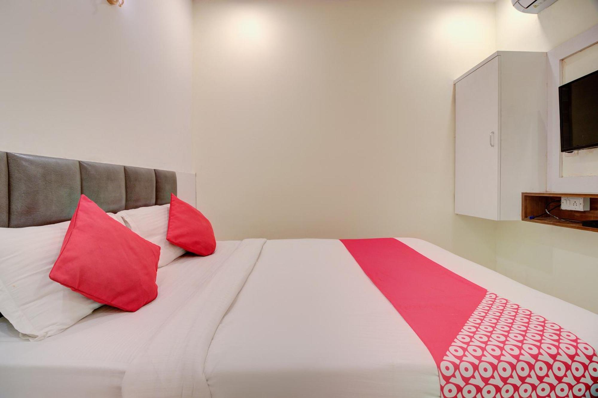 Hotel O Royal Orbit Мумбаи Экстерьер фото